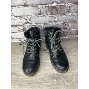 TAOS Footwear Black Leather Lace Up Ankle Combat Boots Women Sz 7.5M US/38EU